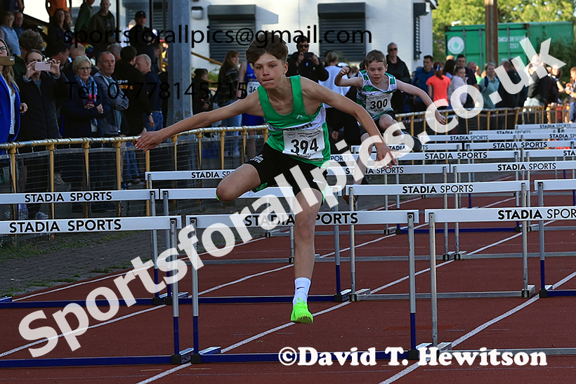Hurdles, 2025 NEGP No 2, Monkton Stadium, Wednesday, May 28th. Photo: David T. Hewitson/Sports for All Pics